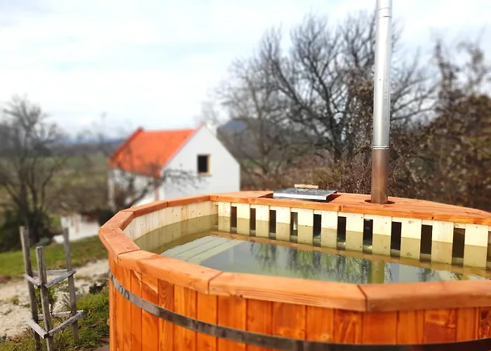 Holiday home Baloveon Birtok
